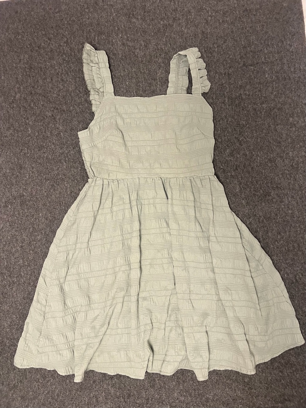 Emery Rose Sage Green Smocked Ruffle Strap Dress Large